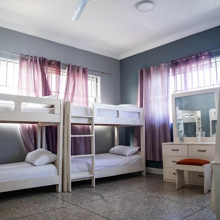 Brannic Lodge Аккра Екстер'єр фото